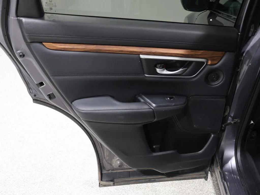 used 2020 Honda CR-V Hybrid car, priced at $27,600