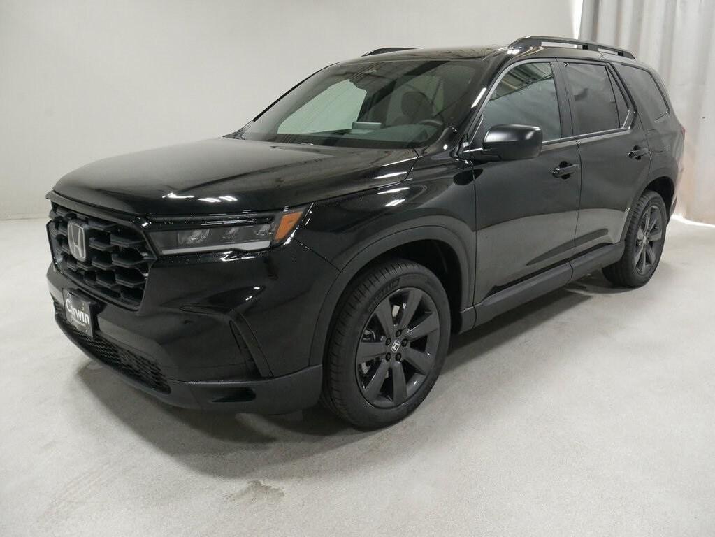 new 2025 Honda Pilot car, priced at $43,795
