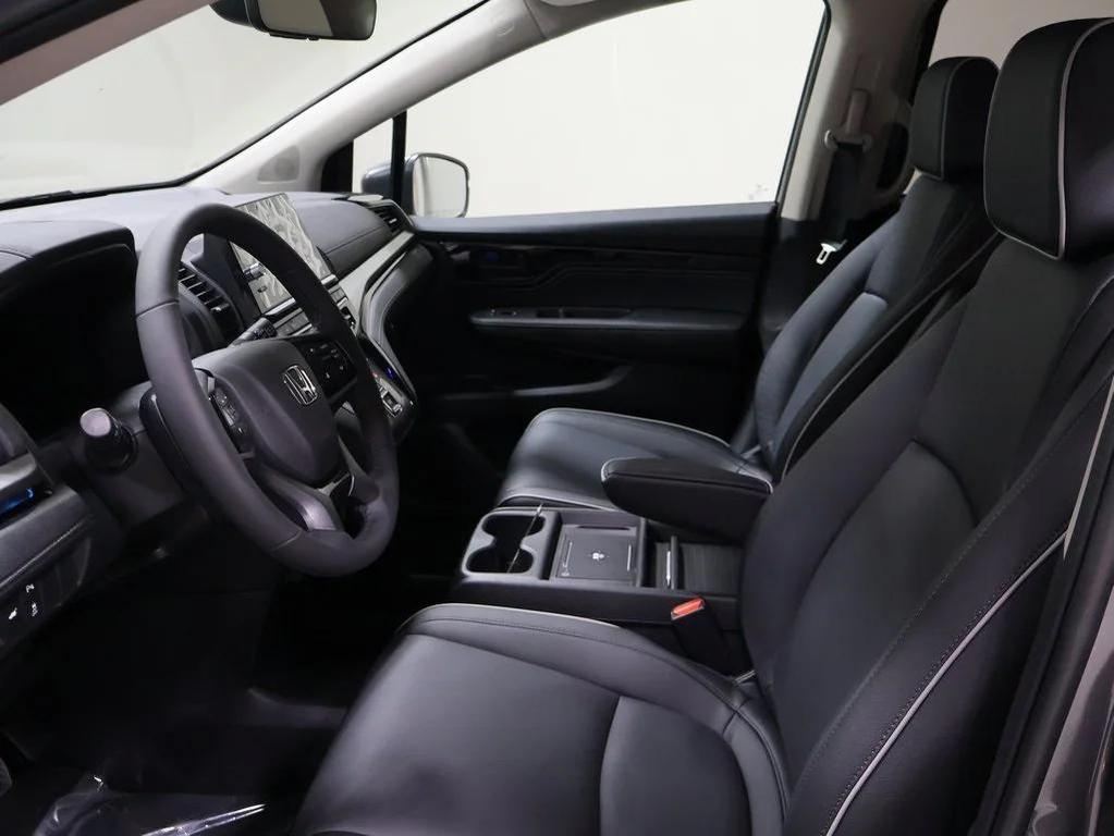 new 2026 Honda Odyssey car, priced at $48,990