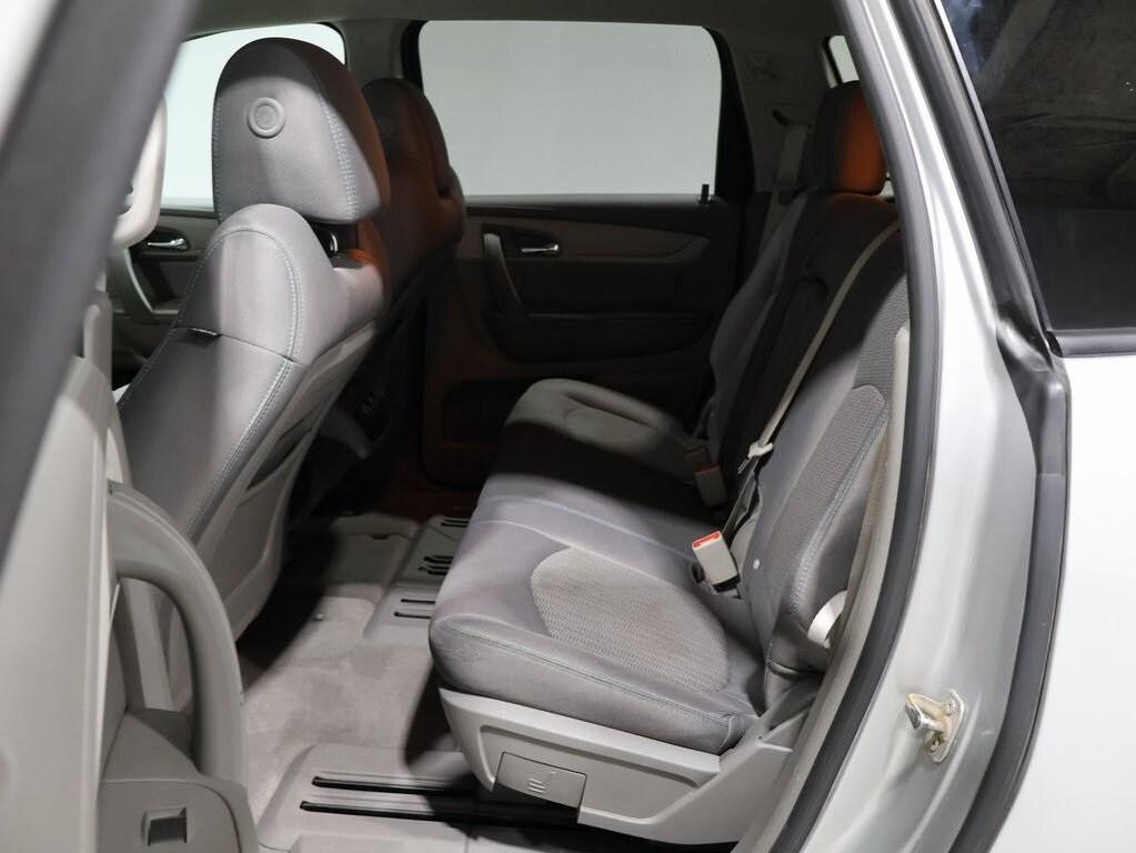 used 2017 Chevrolet Traverse car, priced at $6,100