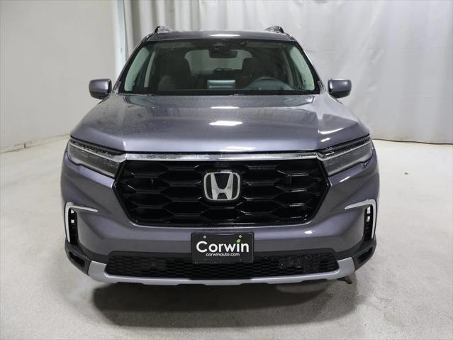 new 2025 Honda Pilot car, priced at $55,260