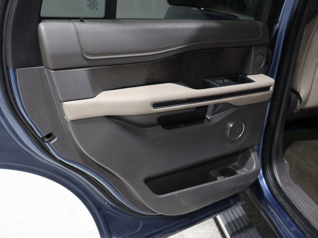 used 2018 Ford Expedition car, priced at $18,500