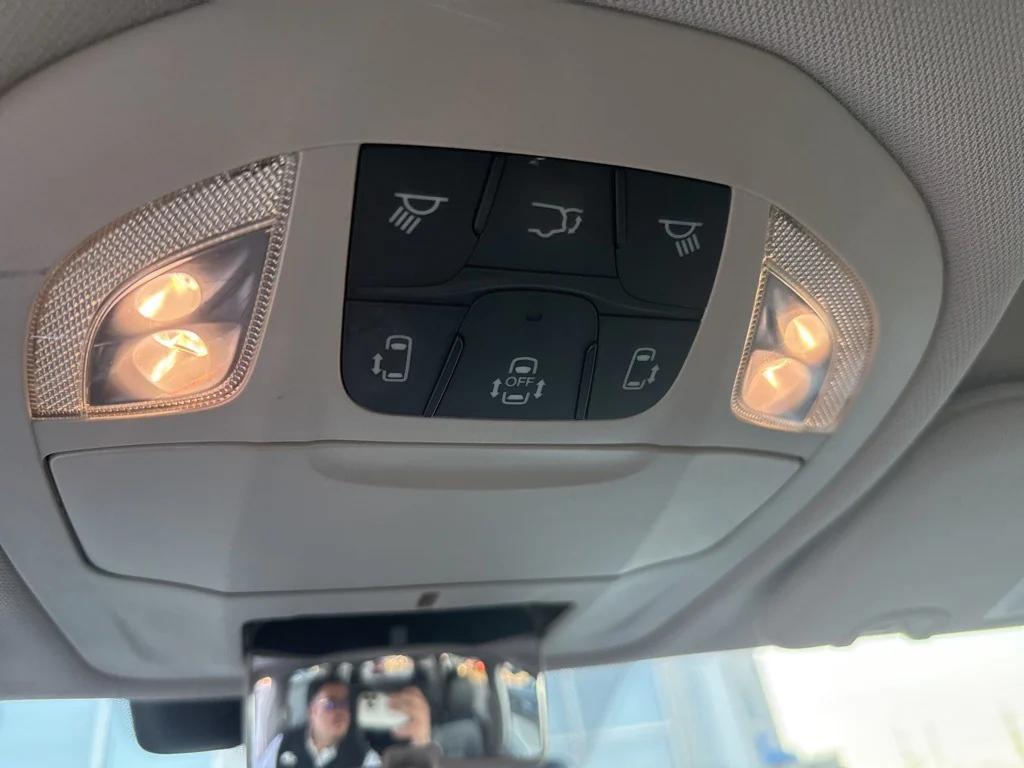 used 2018 Chrysler Pacifica car, priced at $19,500