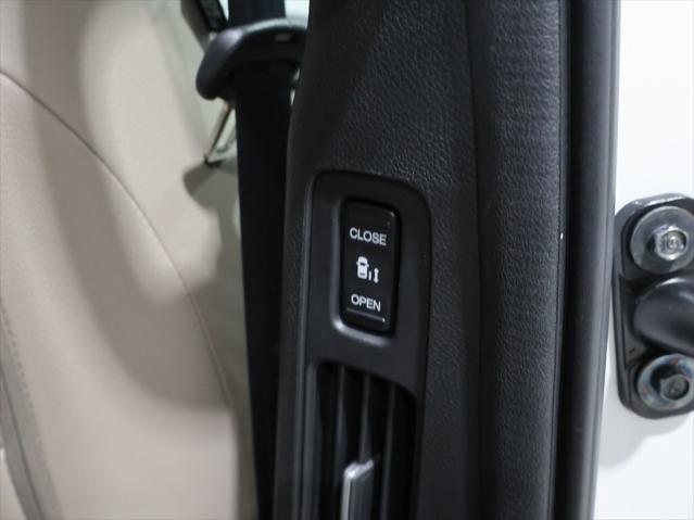 used 2024 Honda Odyssey car, priced at $43,000