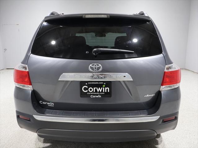 used 2013 Toyota Highlander car, priced at $14,000