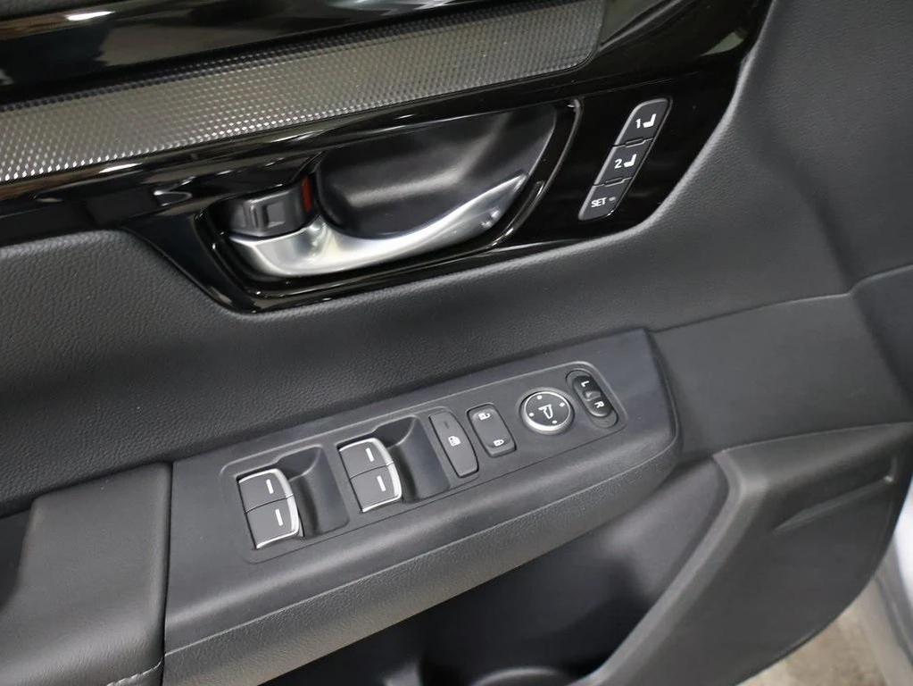 new 2025 Honda CR-V car, priced at $36,379