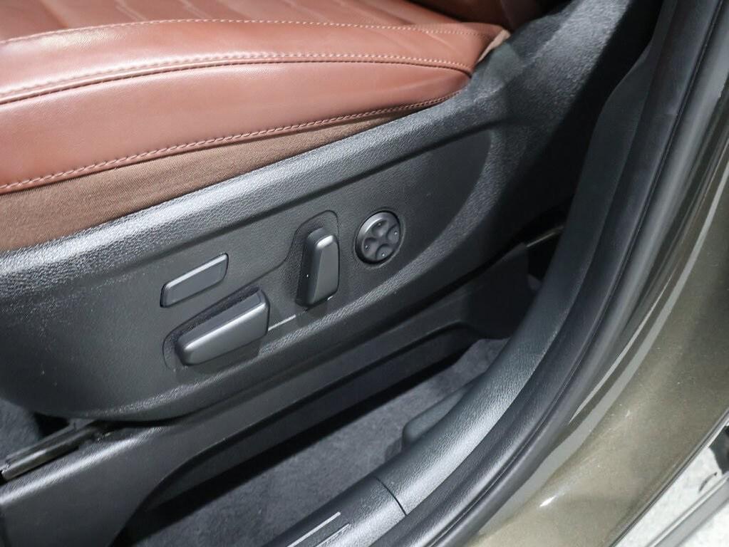 used 2024 Kia Telluride car, priced at $39,000