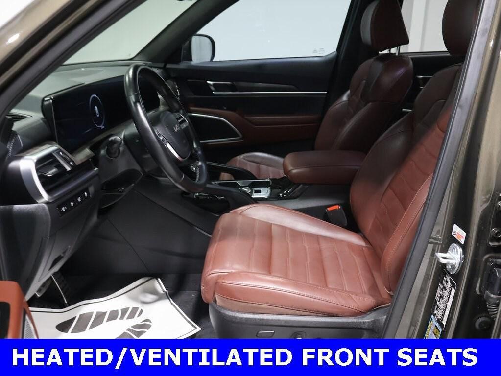 used 2024 Kia Telluride car, priced at $39,000