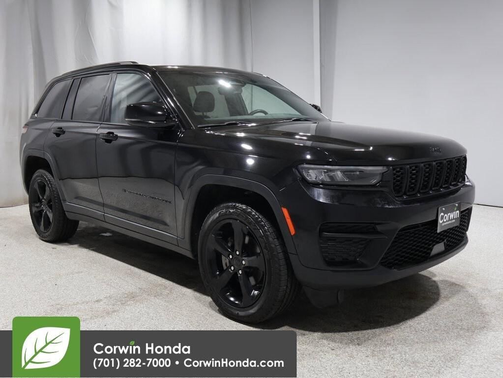 used 2023 Jeep Grand Cherokee car, priced at $28,500