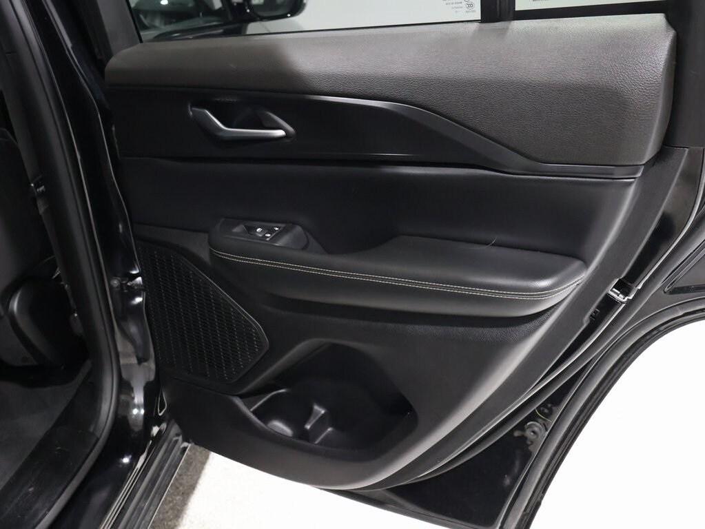 used 2023 Jeep Grand Cherokee car, priced at $28,500