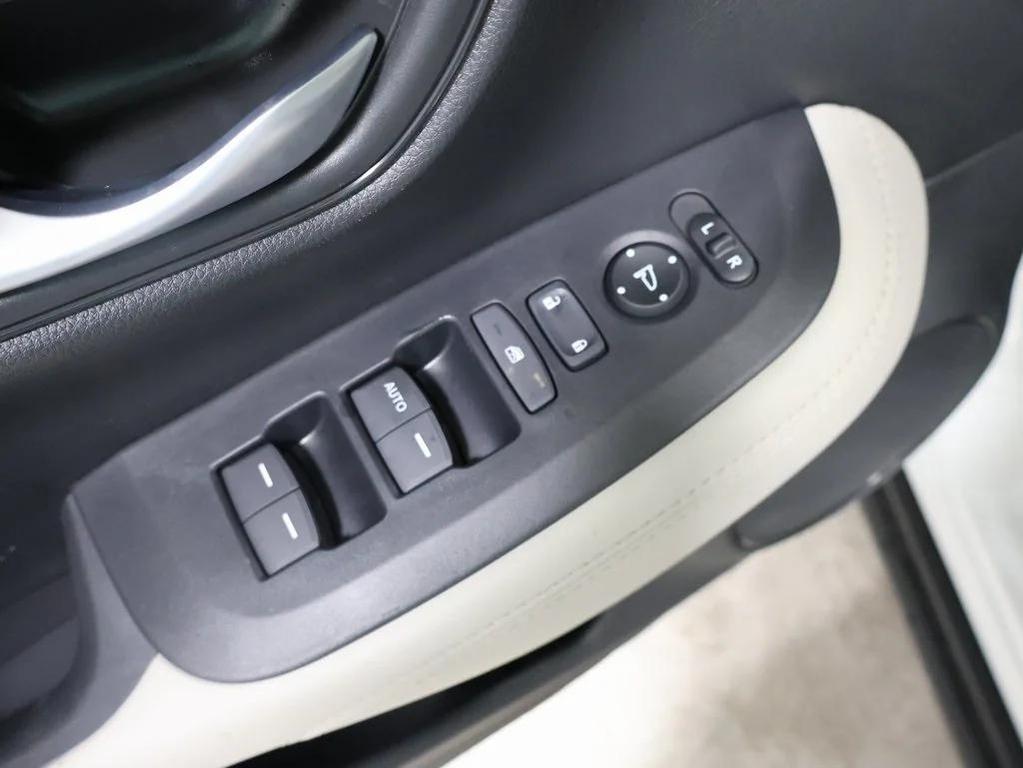 new 2026 Honda HR-V car, priced at $29,605