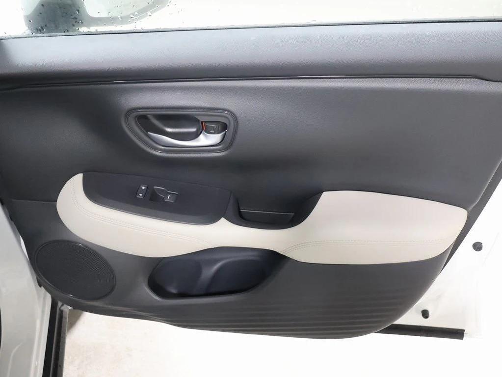 new 2026 Honda HR-V car, priced at $29,605