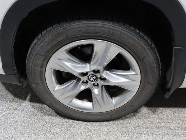 used 2019 Toyota Highlander car, priced at $24,700
