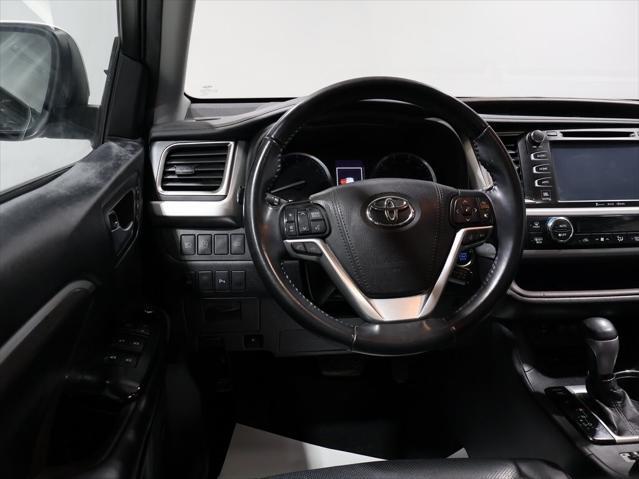 used 2019 Toyota Highlander car, priced at $24,700