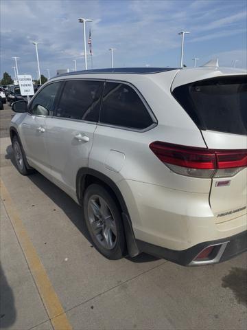 used 2019 Toyota Highlander car, priced at $25,800
