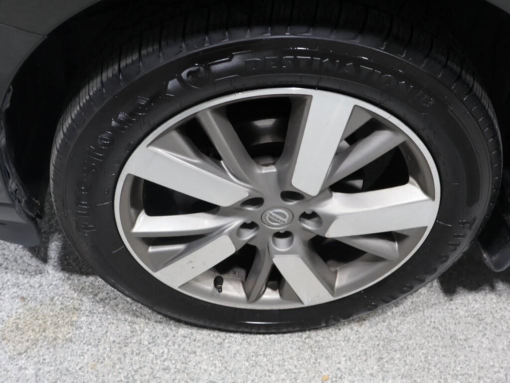 used 2015 Nissan Pathfinder car, priced at $6,800