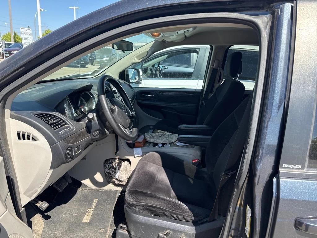 used 2014 Dodge Grand Caravan car, priced at $6,000