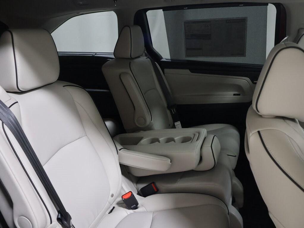 new 2026 Honda Odyssey car, priced at $49,400