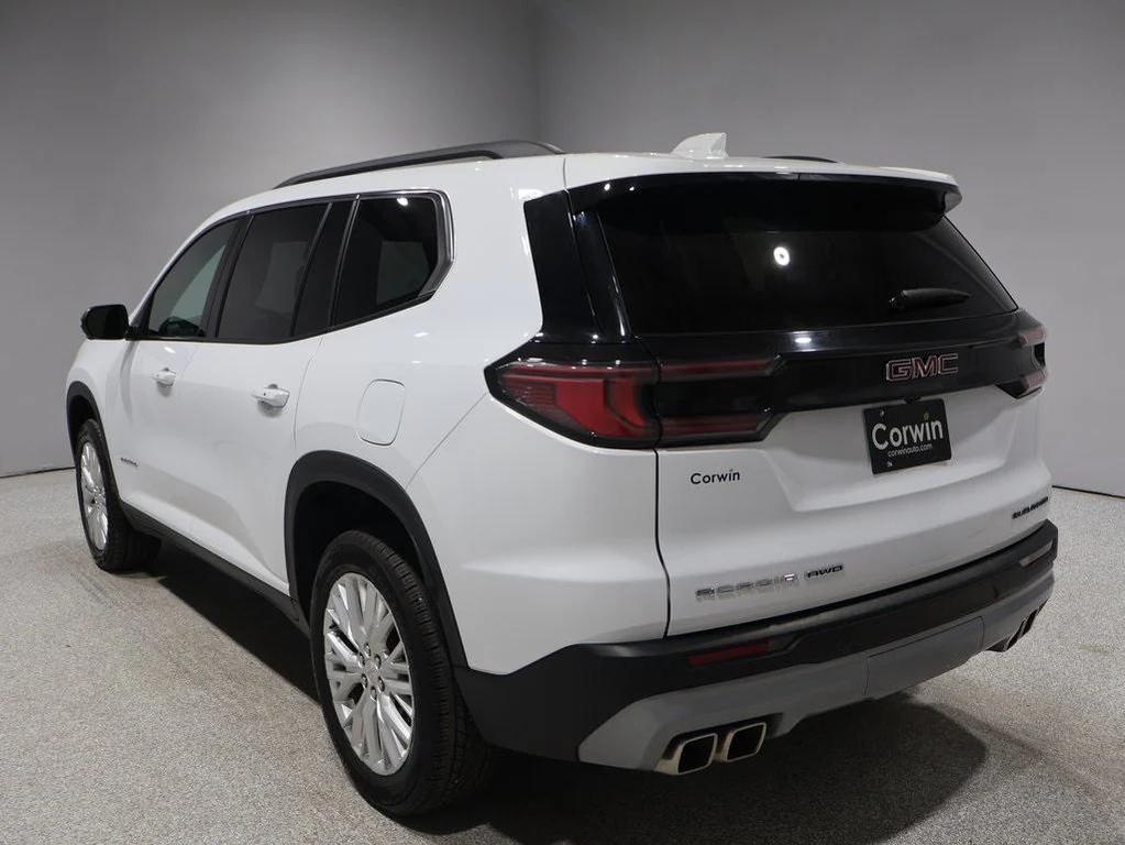 used 2024 GMC Acadia car, priced at $35,300