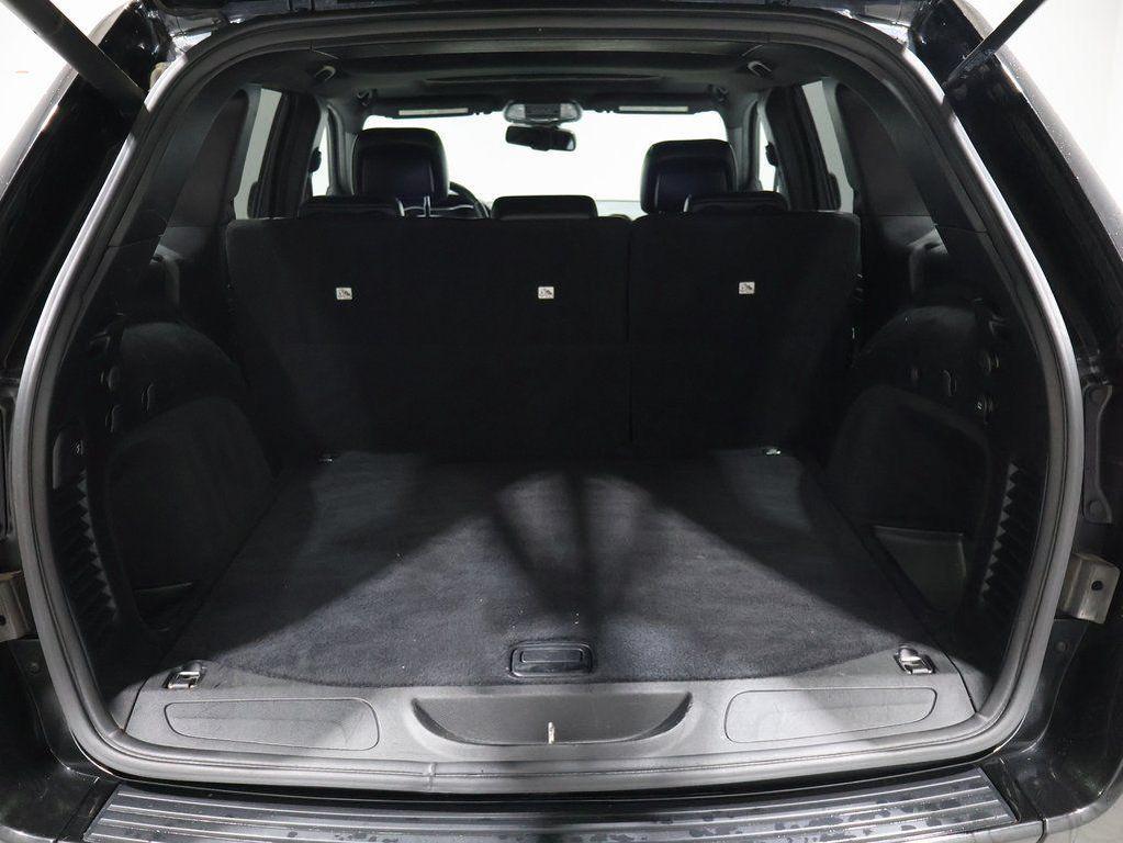 used 2015 Jeep Grand Cherokee car, priced at $14,500