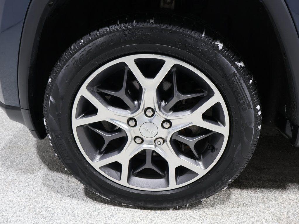 used 2019 Jeep Grand Cherokee car, priced at $18,900