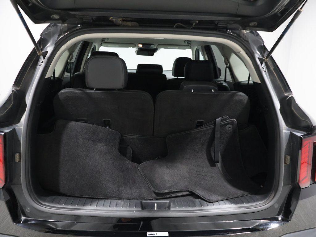 used 2024 Kia Sorento car, priced at $26,800