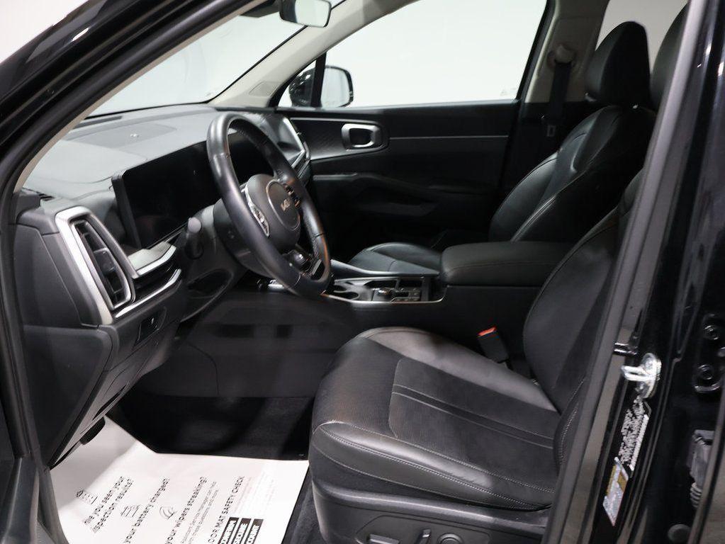used 2024 Kia Sorento car, priced at $26,800