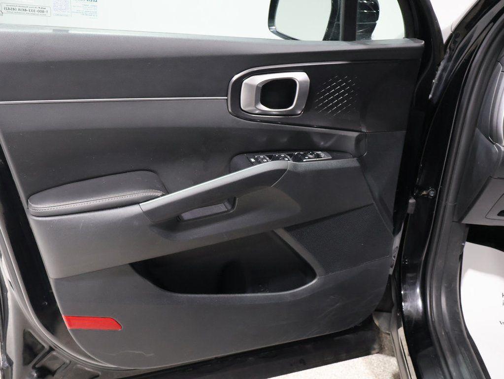 used 2024 Kia Sorento car, priced at $26,800