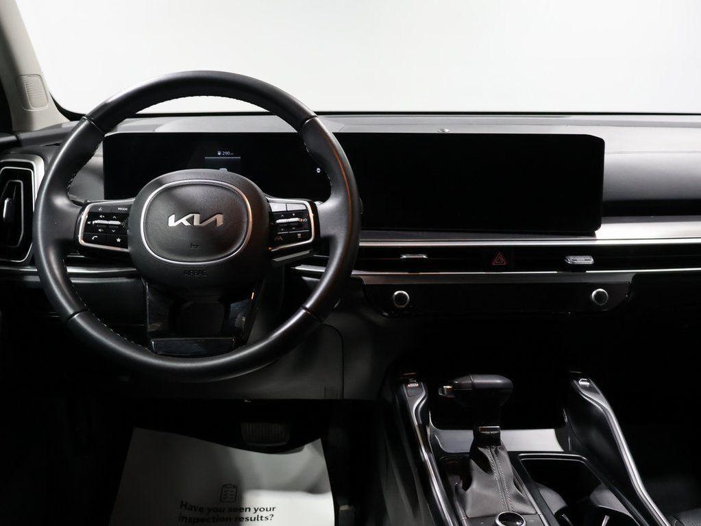 used 2024 Kia Sorento car, priced at $26,800