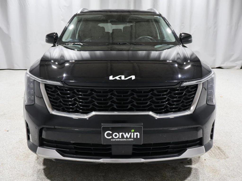 used 2024 Kia Sorento car, priced at $26,800