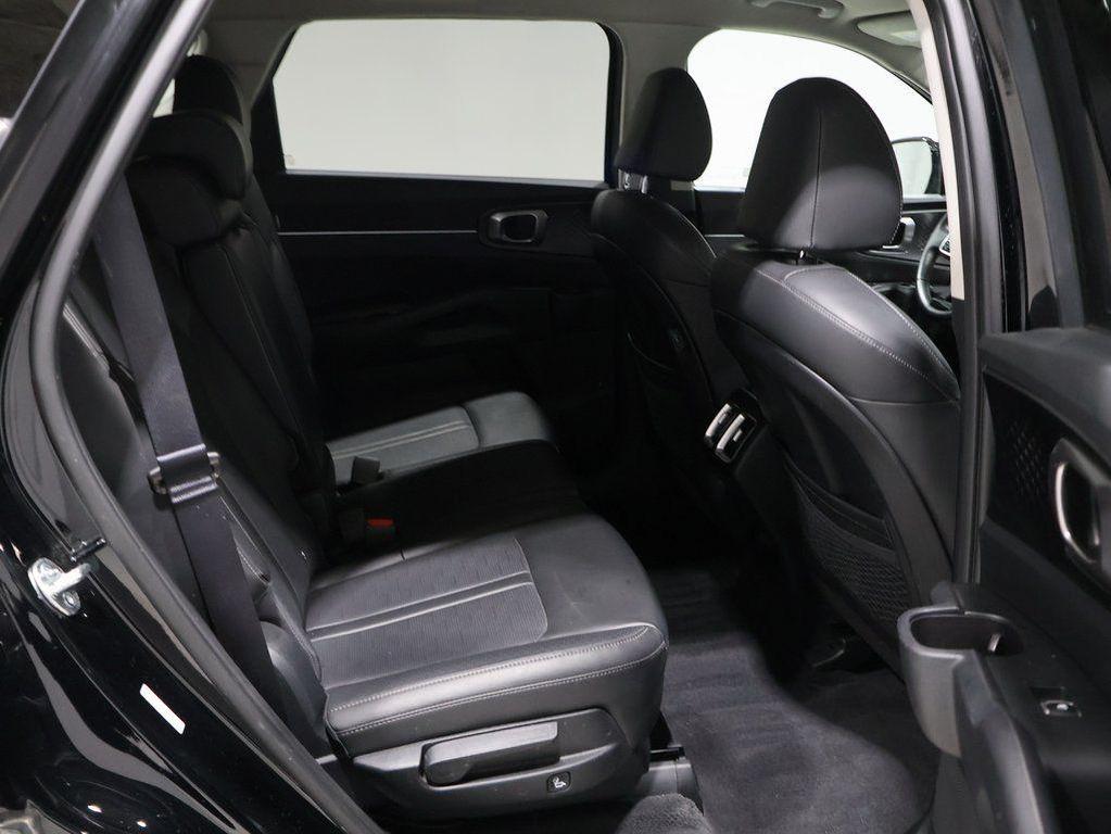 used 2024 Kia Sorento car, priced at $26,800