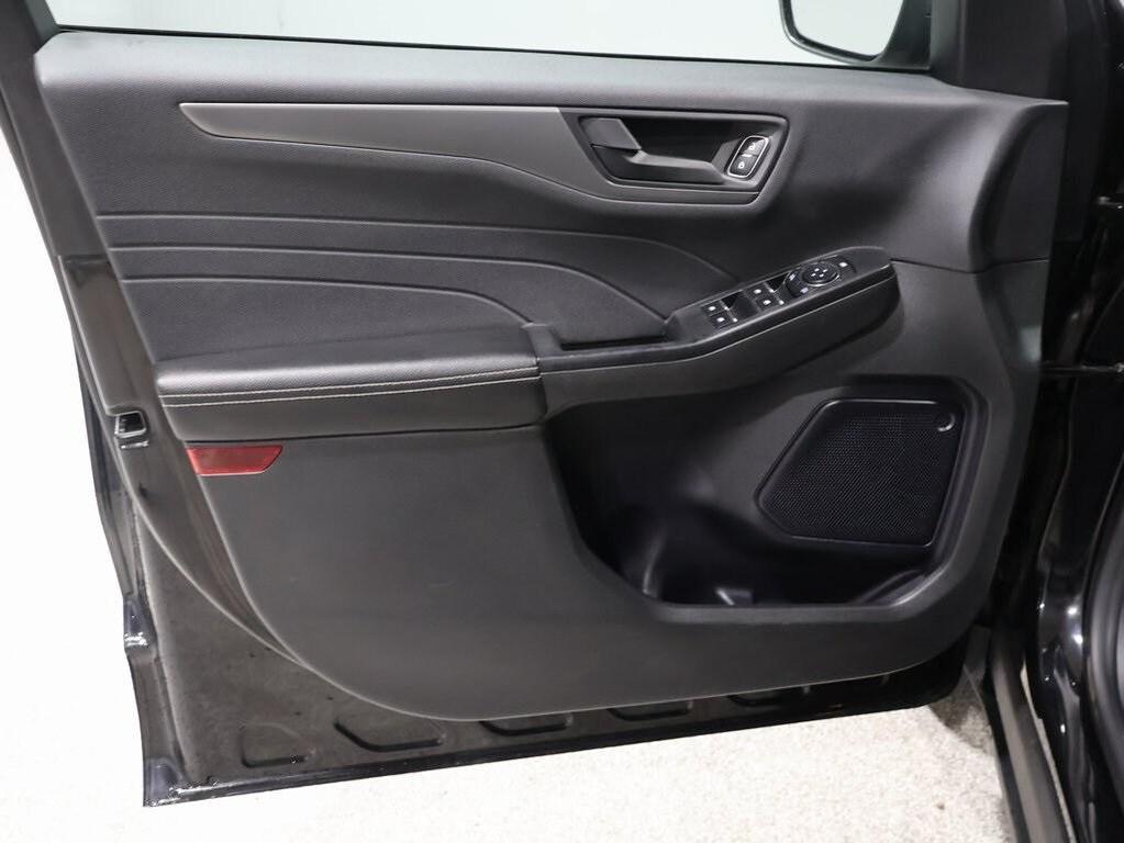 used 2024 Ford Escape car, priced at $21,900