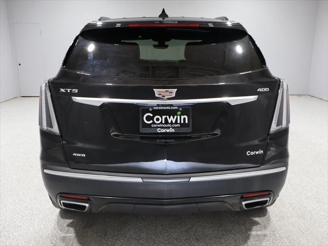 used 2022 Cadillac XT5 car, priced at $35,000