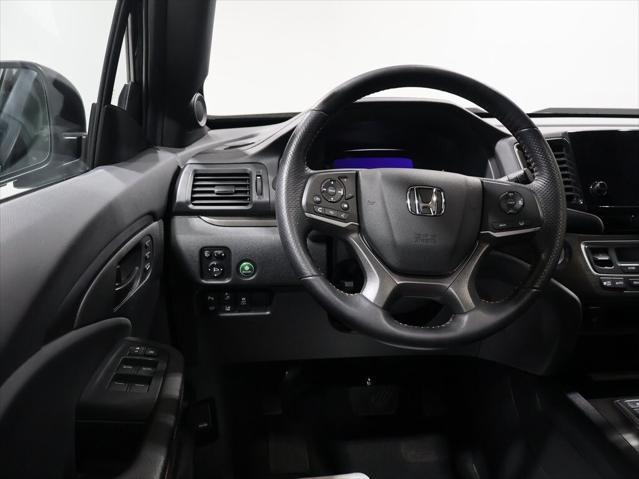 used 2022 Honda Passport car, priced at $33,000