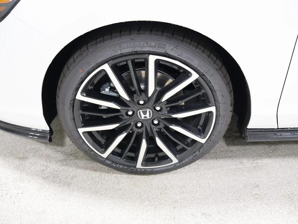 new 2025 Honda Accord Hybrid car, priced at $40,950