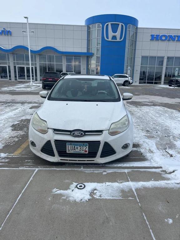 used 2013 Ford Focus car, priced at $5,000