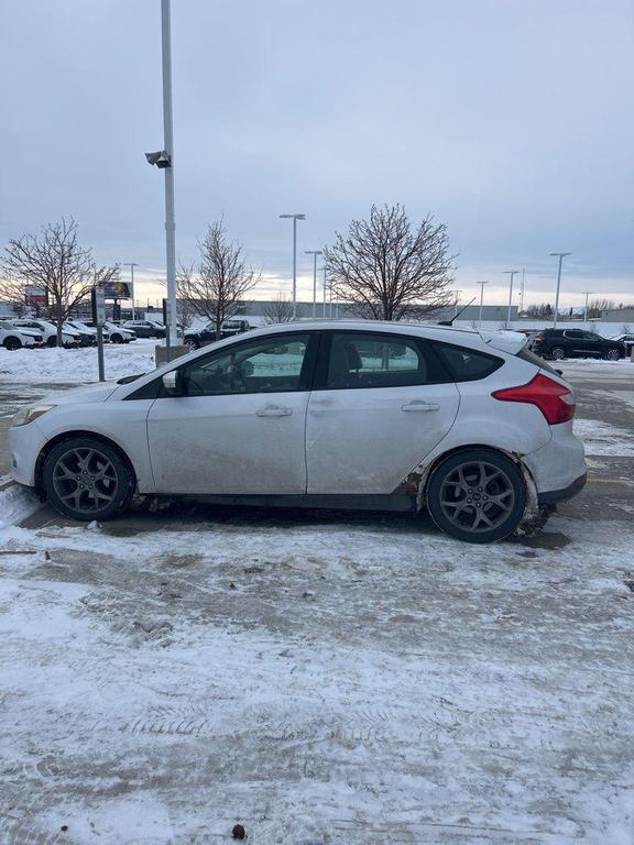 used 2013 Ford Focus car, priced at $5,000