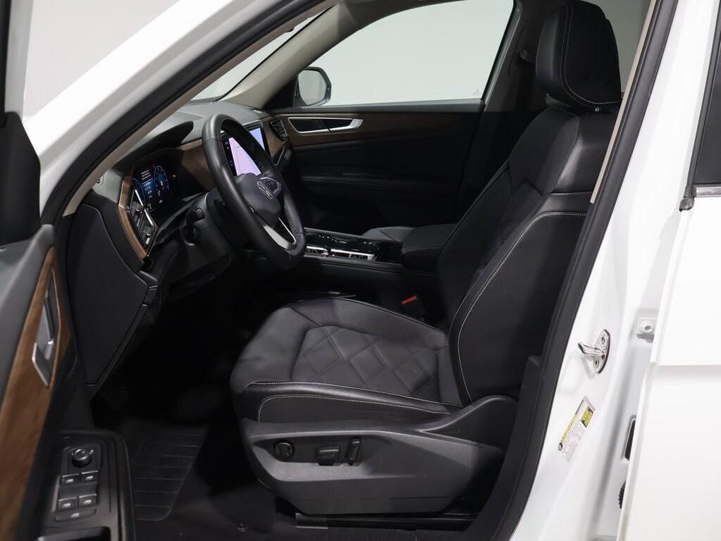 used 2024 Volkswagen Atlas car, priced at $32,500