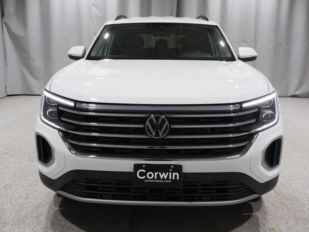 used 2024 Volkswagen Atlas car, priced at $32,500