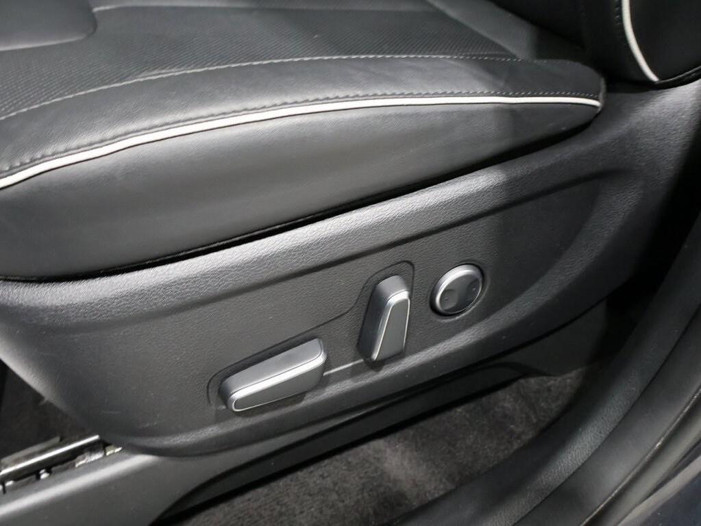 used 2025 Hyundai Palisade car, priced at $33,100