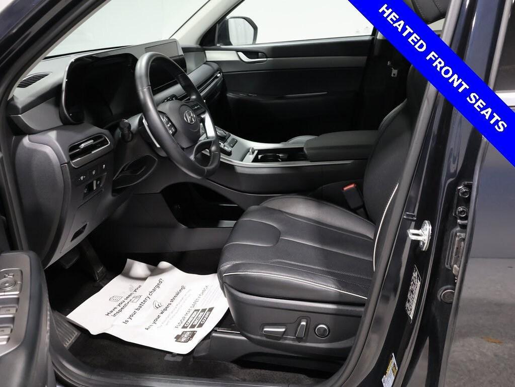 used 2025 Hyundai Palisade car, priced at $33,100