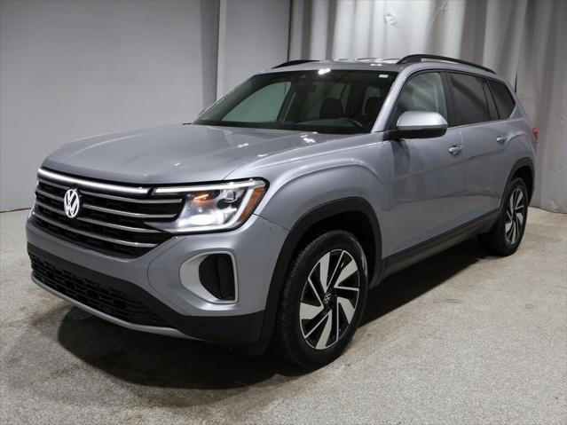 used 2024 Volkswagen Atlas car, priced at $32,000