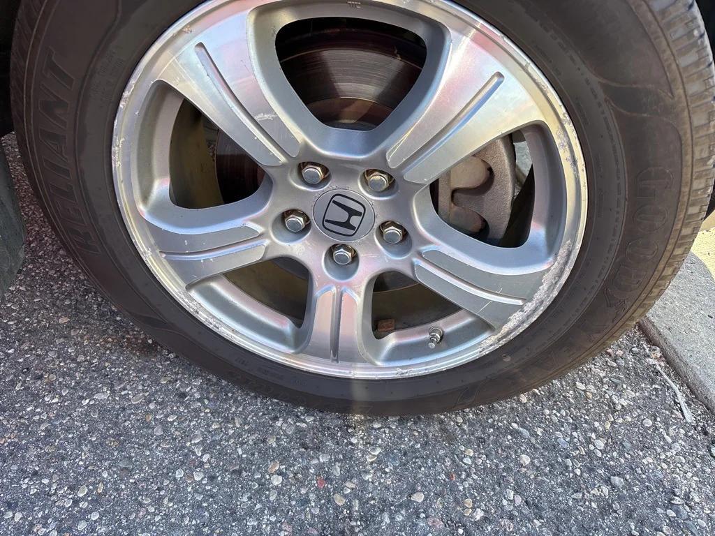 used 2013 Honda Pilot car, priced at $15,500