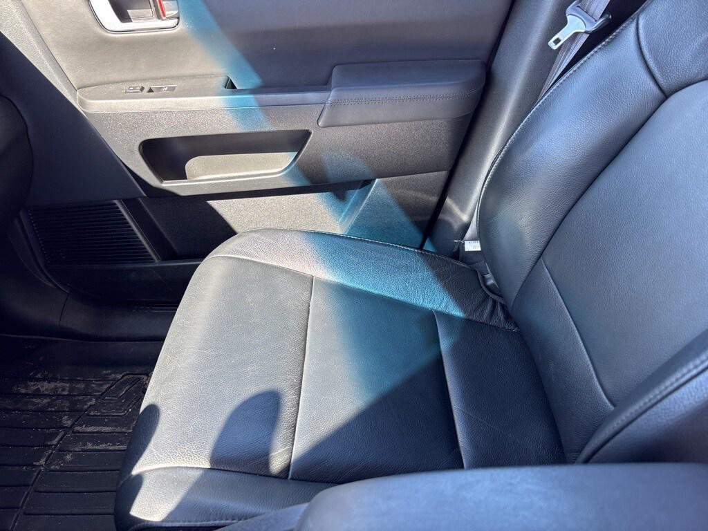 used 2013 Honda Pilot car, priced at $15,500