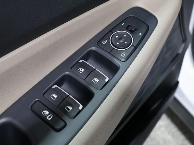 used 2023 Hyundai Santa Fe car, priced at $21,400