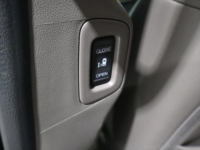 used 2016 Honda Odyssey car, priced at $16,500
