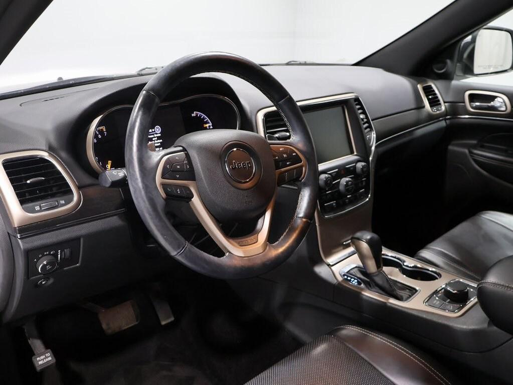 used 2017 Jeep Grand Cherokee car, priced at $18,100