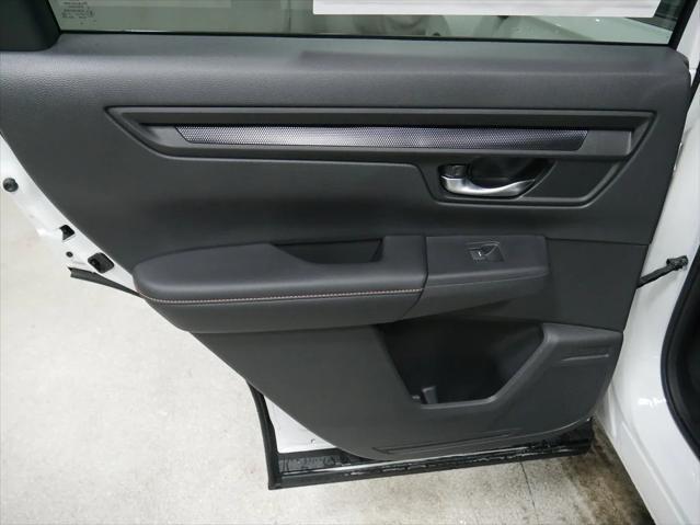 new 2025 Honda CR-V Hybrid car, priced at $38,000
