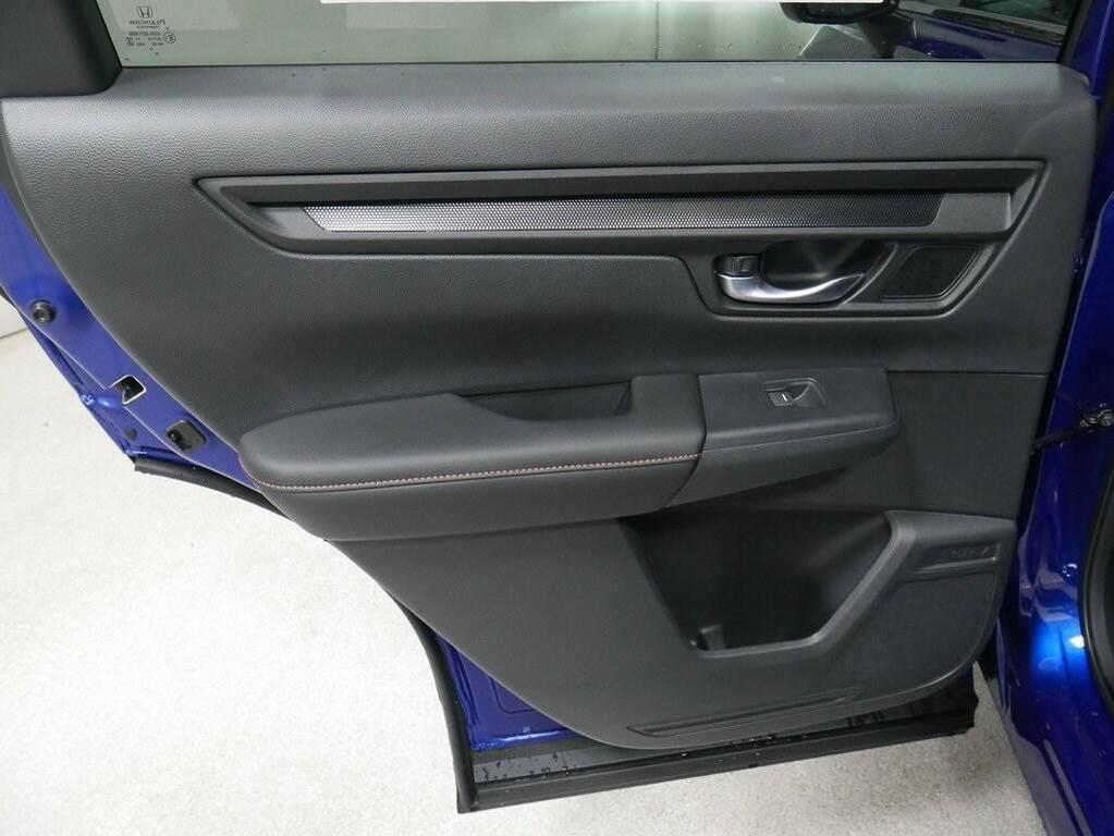 new 2025 Honda CR-V Hybrid car, priced at $40,549