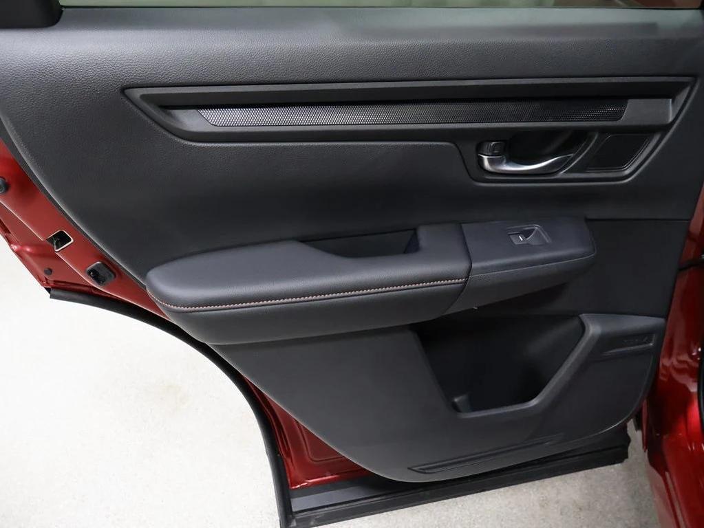 new 2026 Honda CR-V Hybrid car, priced at $40,705